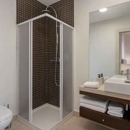 Willa Venusta By An Island *