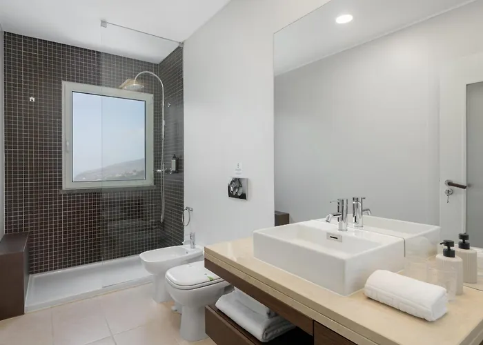 Venusta By An Island Calheta (Madeira)