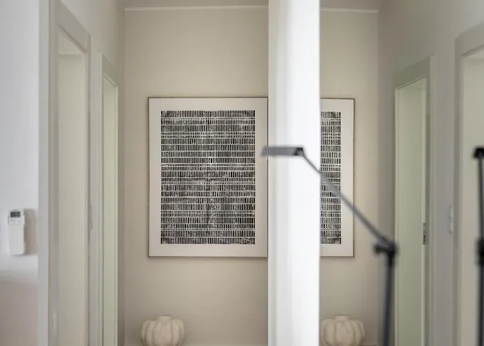 Vila Venusta By An Island