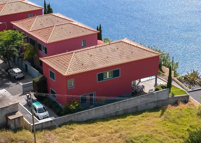 Venusta By An Island Vila