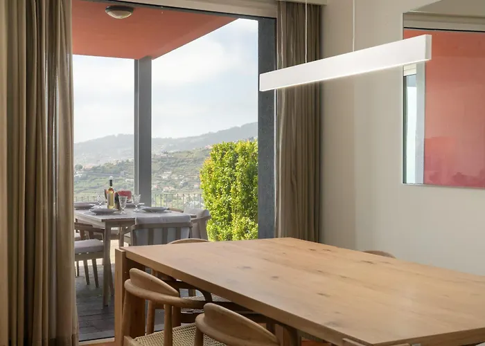 Venusta By An Island Vila *