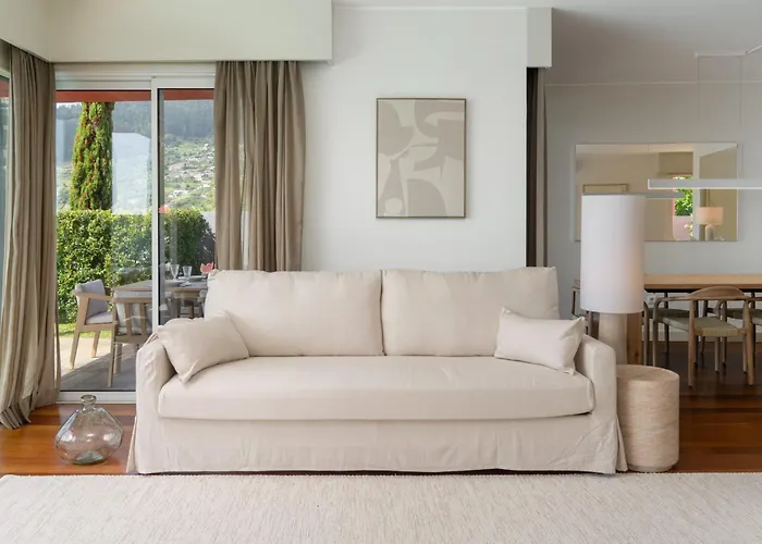 Venusta By An Island Vila